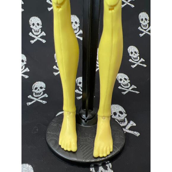 Monster High Ghoul Fair Heath Burns - Picture 4 of 6